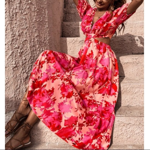 Boho red floral print cutout maxi dress - Picture 4 of 8